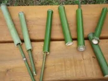 竹を使ったオリジナルの水鉄砲