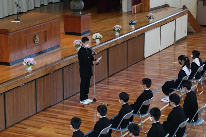 治郎丸中学校　代表生徒の写真