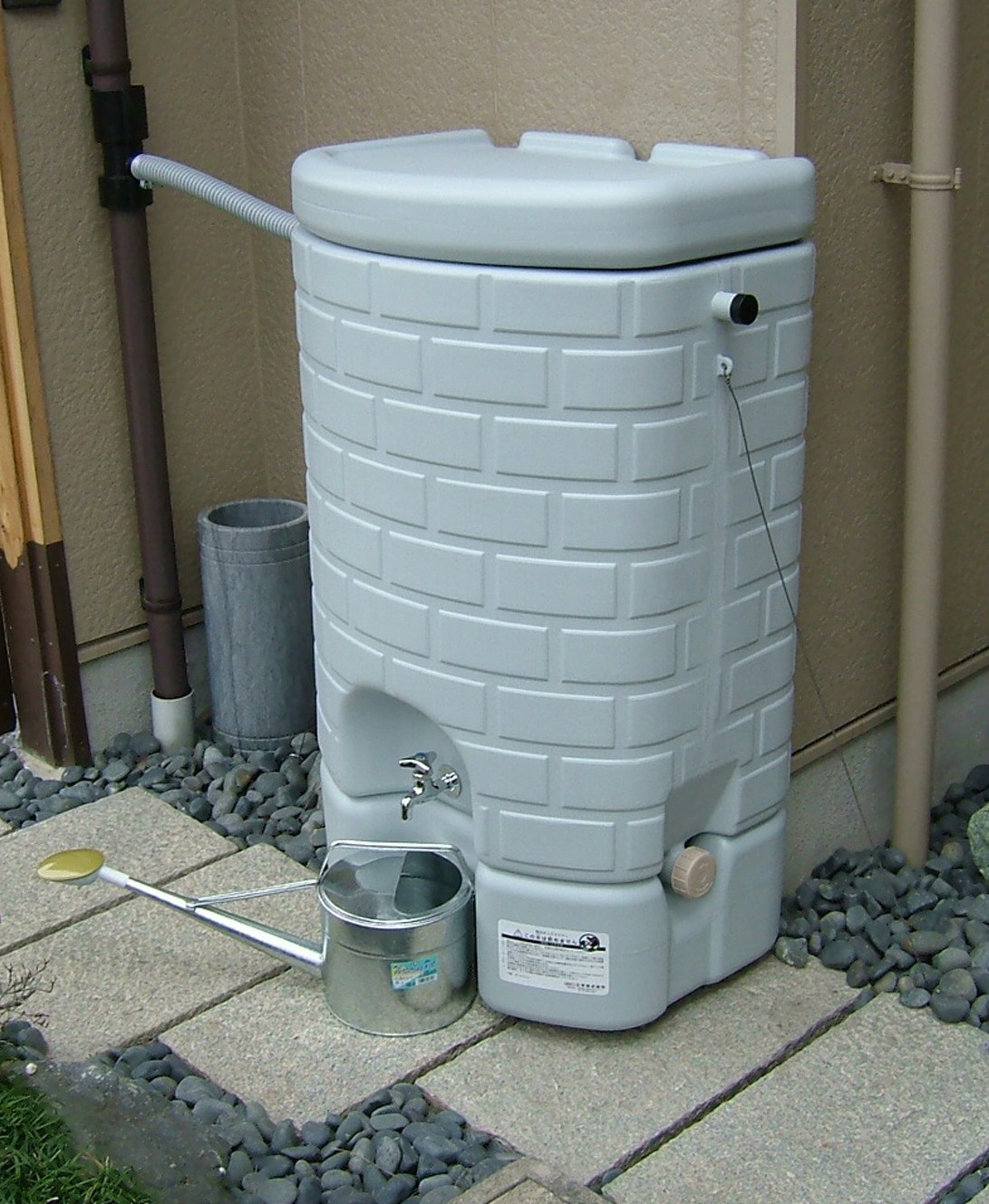 雨水タンクの写真2