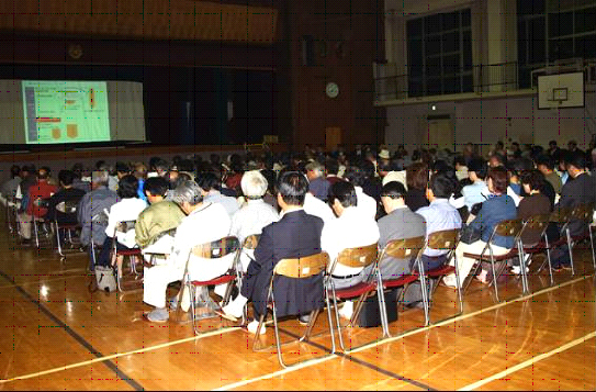 写真：懇談会の様子