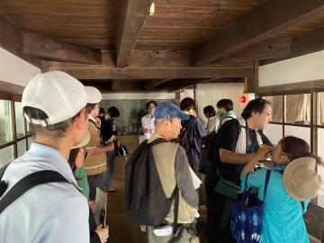 「ウイキペディアタウン稲沢」で中高記念館を見学