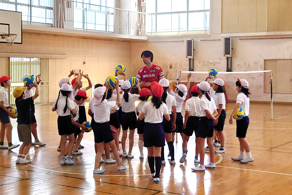 小正小学校　バレー教室
