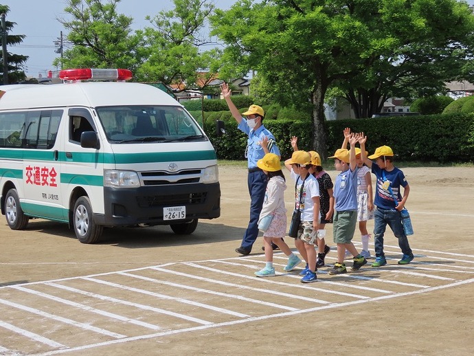 大塚小学校　交通安全教室の様子1