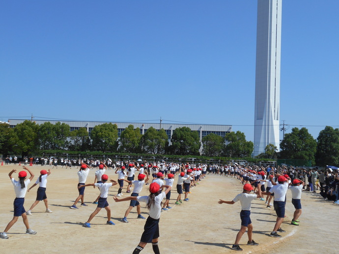 小正小学校　ソーラン節の様子