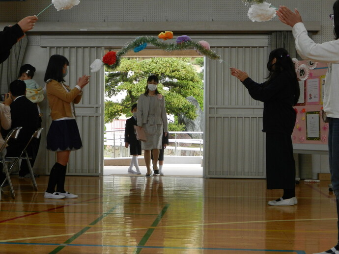 高御堂小学校 入場の様子